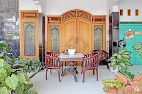 Capital O 92929 Hotel New Tirta Kencana Syariah