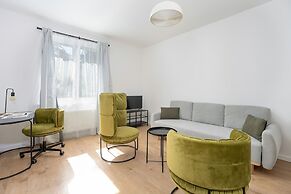Rycerska Apartments by Renters