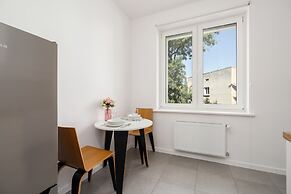 Rycerska Apartments by Renters