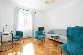 Rycerska Apartments by Renters