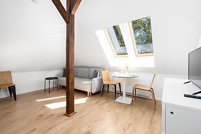 Rycerska Apartments by Renters