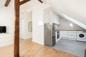 Rycerska Apartments by Renters