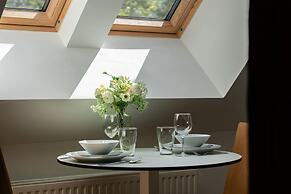 Rycerska Apartments by Renters