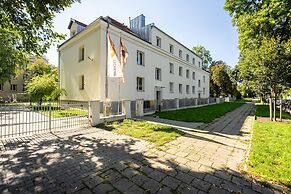 Rycerska Apartments by Renters
