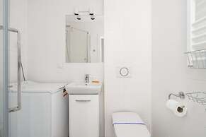 Rycerska Apartments by Renters