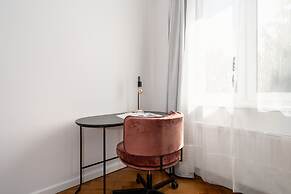 Rycerska Apartments by Renters