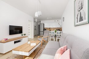 Apartment Mazowiecka Park by Renters