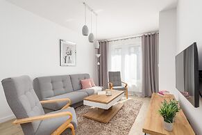 Apartment Mazowiecka Park by Renters