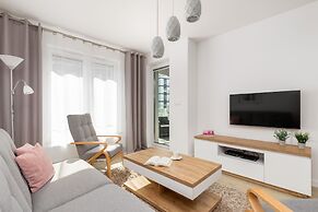 Apartment Mazowiecka Park by Renters