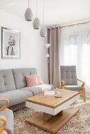 Apartment Mazowiecka Park by Renters