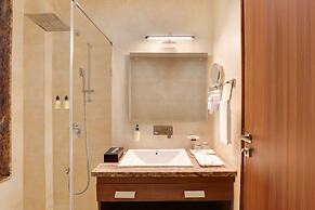 Lemon Tree Hotel Mcleodganj