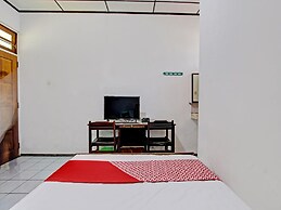 OYO 92885 Satriafi 2 Hotel