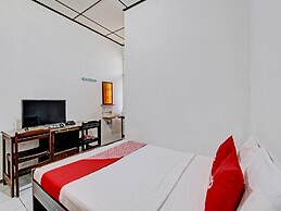 OYO 92885 Satriafi 2 Hotel