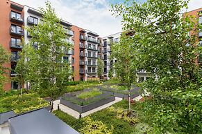 Modern Apartment Klimeckiego by Renters