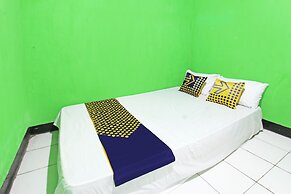 SPOT ON 92955 Kos Rosni