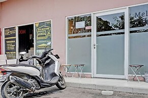 Collection O 92959 Apartement Sentraland Karawang By AT Room