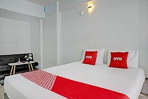 Collection O 92959 Apartement Sentraland Karawang By AT Room