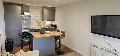 Modern Peaceful Open Plan 1-bed Apartment Rutland