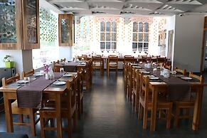 Hotel Always Welcome