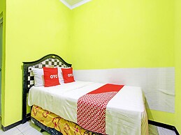 OYO 92998 Wiludjeng Guesthouse