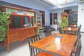 Super OYO 92965 Trisna Patihan Resort