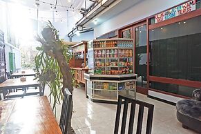 Super OYO 92965 Trisna Patihan Resort