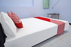 Super OYO 92965 Trisna Patihan Resort