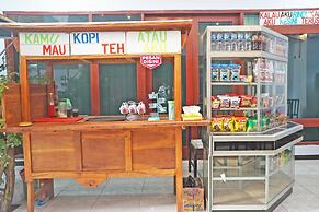 Super OYO 92965 Trisna Patihan Resort