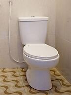 Super OYO 92965 Trisna Patihan Resort