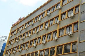 Holiday Express Hotel