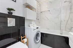 Apartment Skierniewicka 34 by Renters