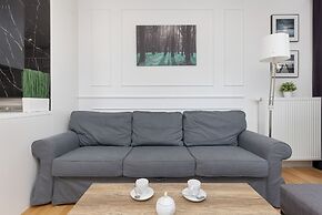 Apartment Skierniewicka 34 by Renters
