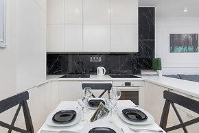 Apartment Skierniewicka 34 by Renters
