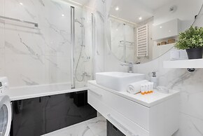 Apartment Skierniewicka 34 by Renters