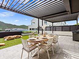 The Hills Residence