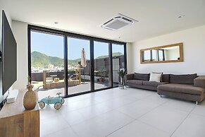 The Hills Residence