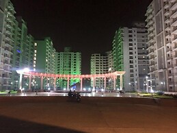 Beautiful Apartment Near Taj Mahal