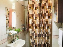 Beautiful Apartment Near Taj Mahal