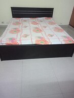 Beautiful Apartment Near Taj Mahal