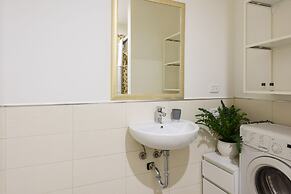 Novella Contemporary Apartment by Mmega