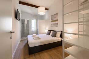 Novella Contemporary Apartment by Mmega