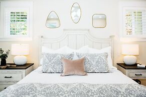 1281 Laurel Grove 3 Bedroom Home by RedAwning