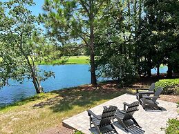 1281 Laurel Grove 3 Bedroom Home by RedAwning