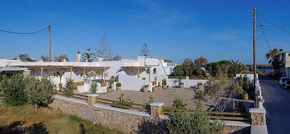 Athiri Luxury Suites Perivolos