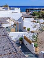 Athiri Luxury Suites Perivolos