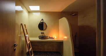 Athiri Luxury Suites Perivolos