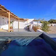 Athiri Luxury Suites Perivolos