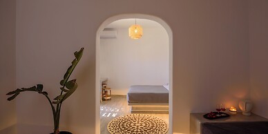 Athiri Luxury Suites Perivolos