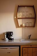 Athiri Luxury Suites Perivolos