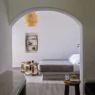 Athiri Luxury Suites Perivolos